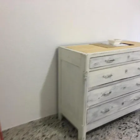 Saturre Oda ve Kahvaltı Orgosolo