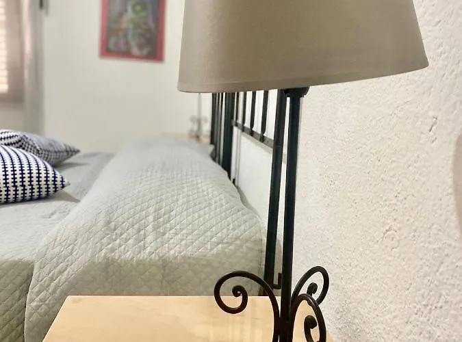 Saturre Bed & Breakfast 3*